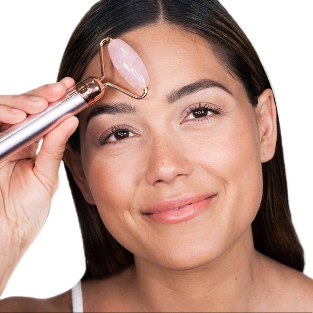 The Flawless Contour Facial Roller - Picture 1 of 6